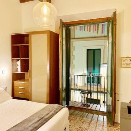 شقة سيدجيس  في Cozy Studio With Balcony In The Best Place المظهر الخارجي الصورة