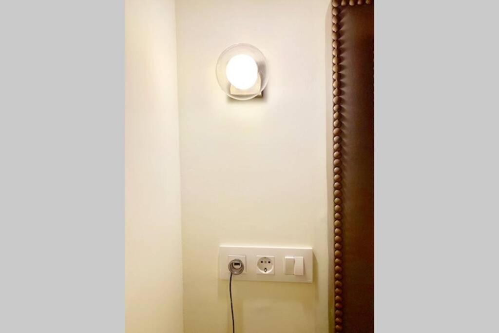 شقة سيدجيس  في Cozy Studio With Balcony In The Best Place المظهر الخارجي الصورة